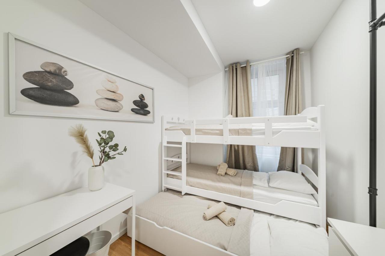 Central City Rooms By Home2 Вена Экстерьер фото