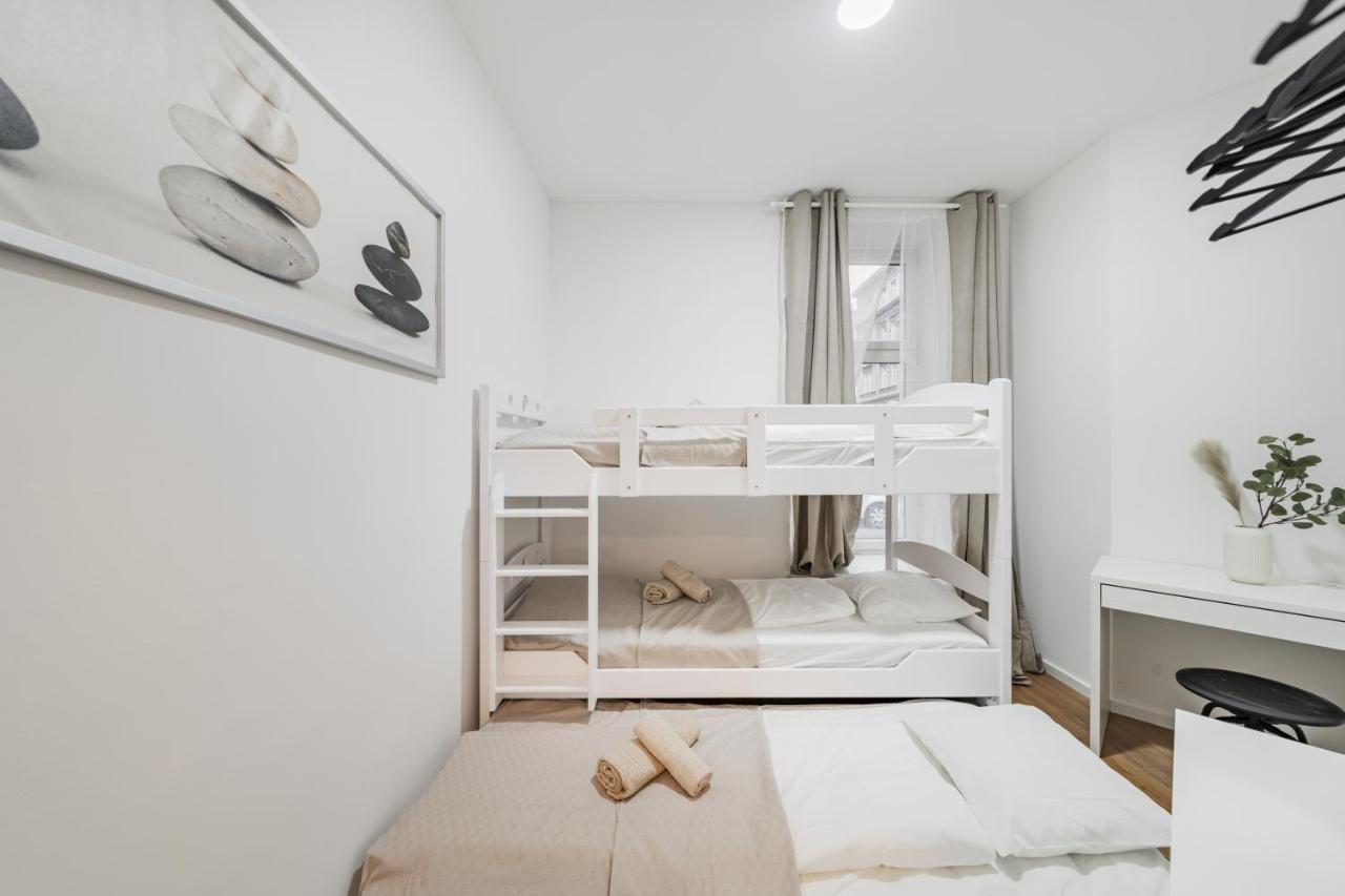 Central City Rooms By Home2 Вена Экстерьер фото